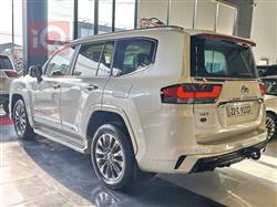 تۆیۆتا لاند کروزەر